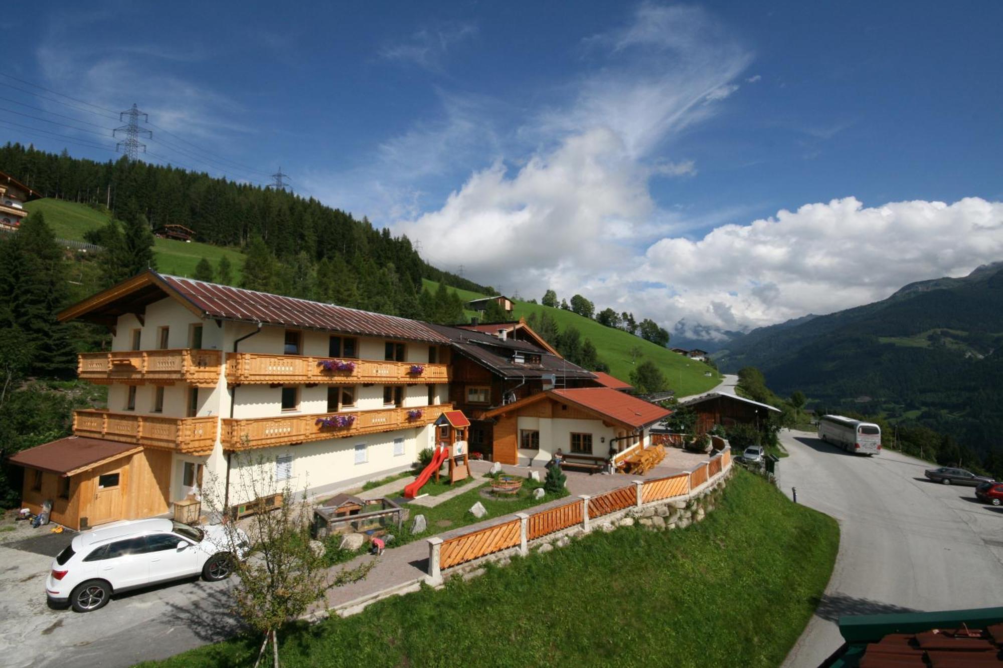 Alpengasthof Enzianhof Zell am Ziller Esterno foto