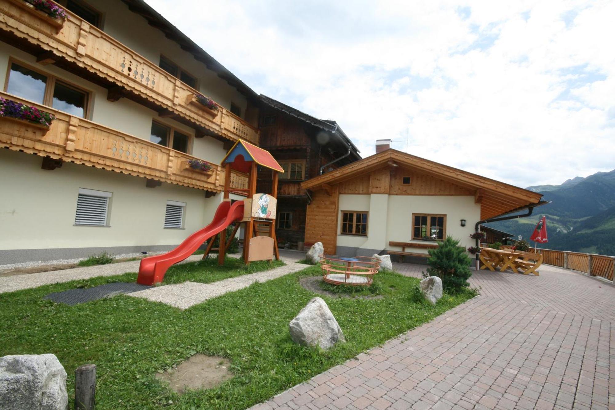 Alpengasthof Enzianhof Zell am Ziller Esterno foto