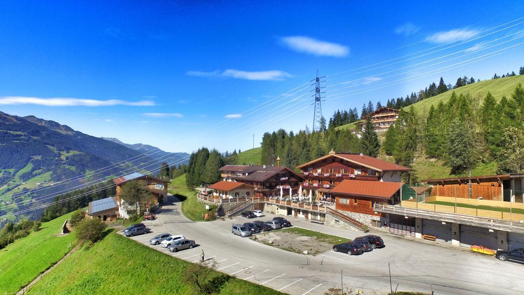 Alpengasthof Enzianhof Zell am Ziller Esterno foto